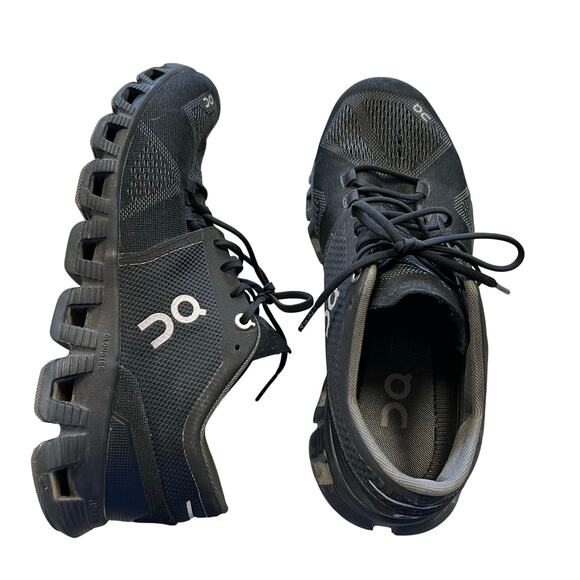 On Running Cloud X Black Sneakers Women's 9 - Picture 1 of 4